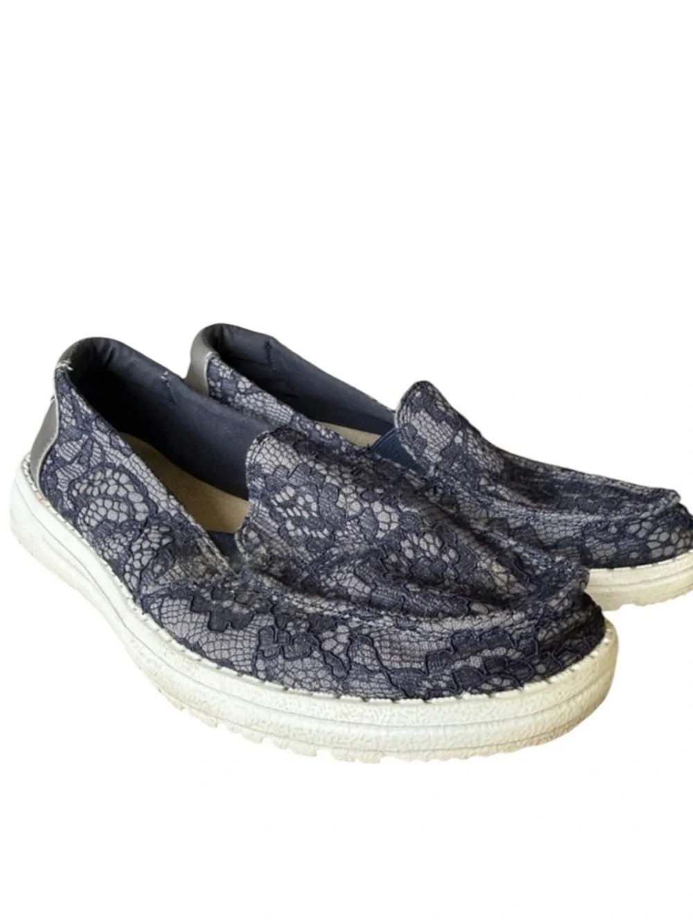 HEY DUDE LENA WOMEN’S lace slip on shoe preowned good condition size 7